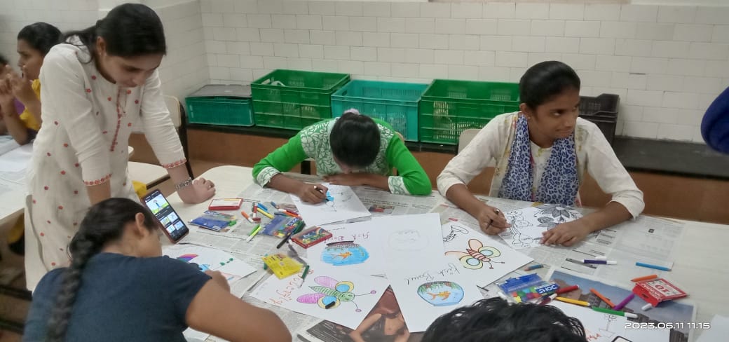 Arts and Craft Day for our residents by  Bosch Volunteers