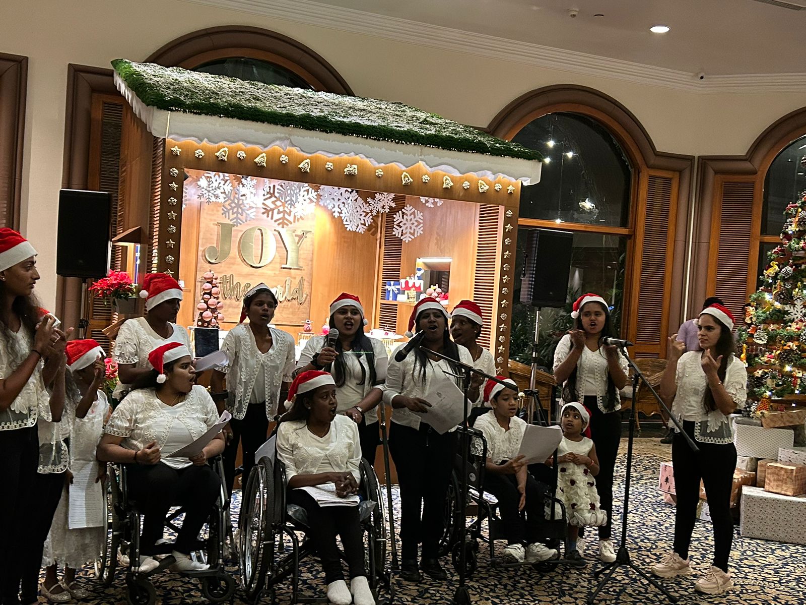 Festive Singing Returns After COVID Hiatus
